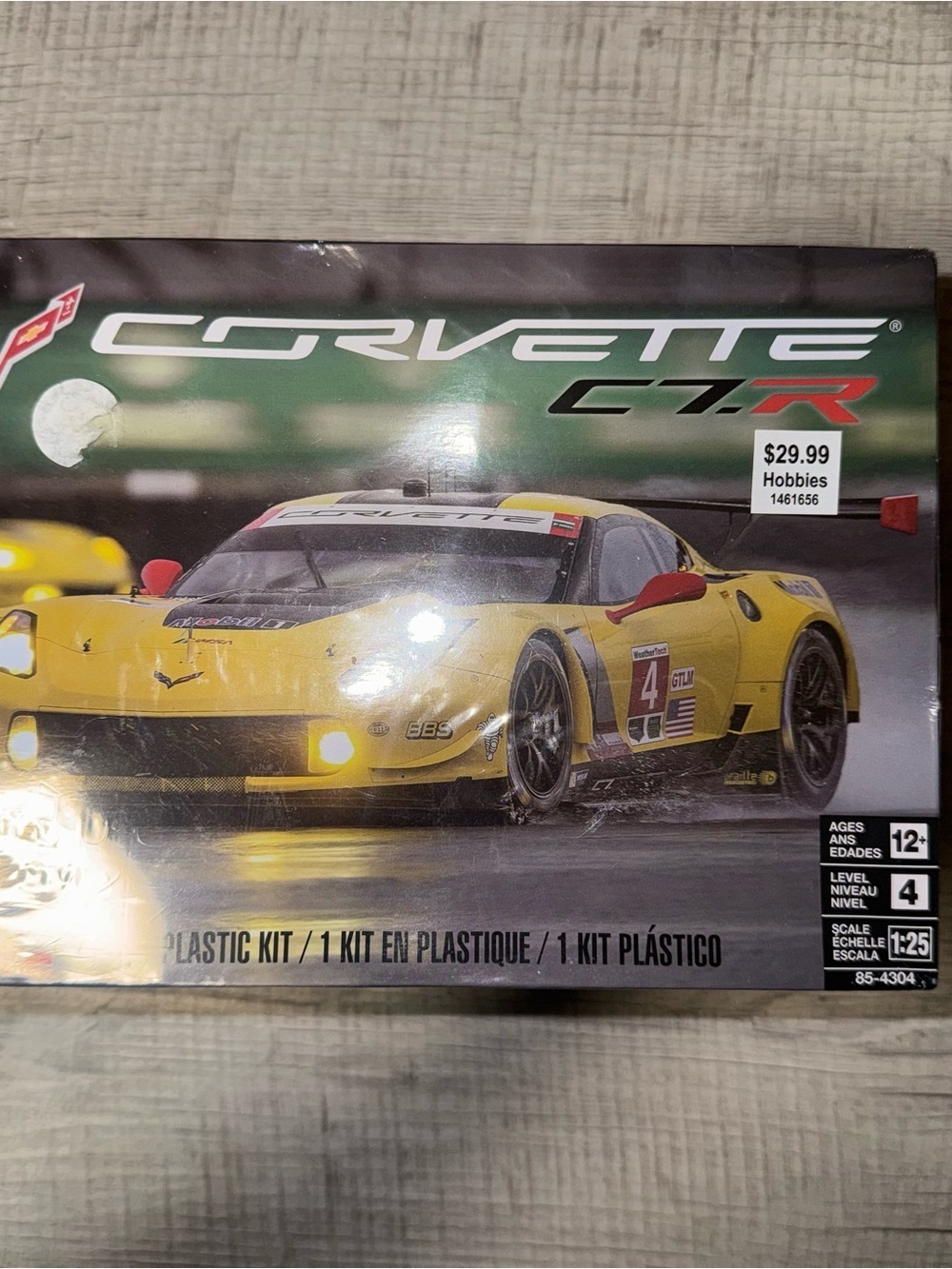 Revell Corvette C7.R 85-4304 Scale 1:25 Plastic Kit Level 4 Race Car Model NIB